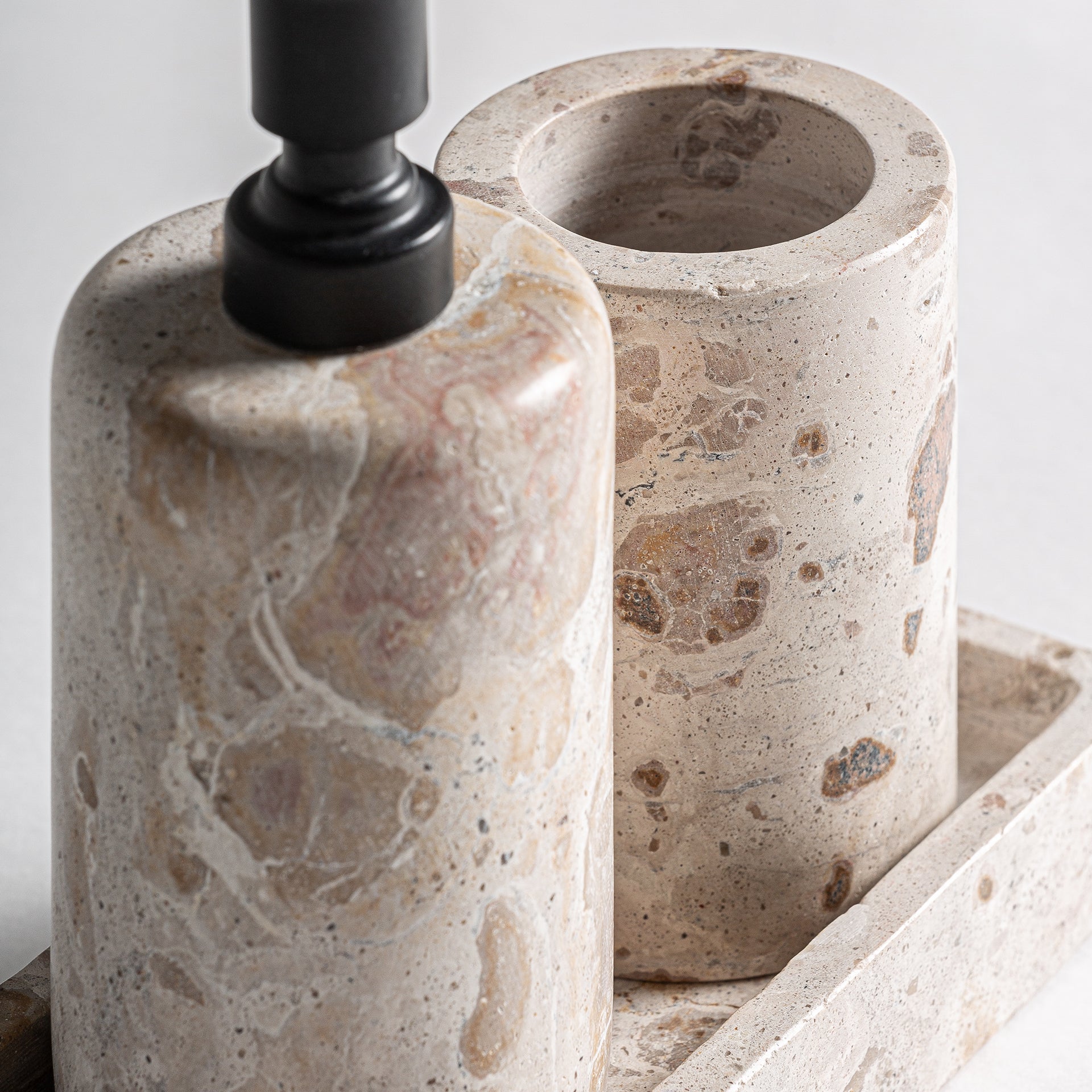 Badrumsset Chiron Marble Set of 3