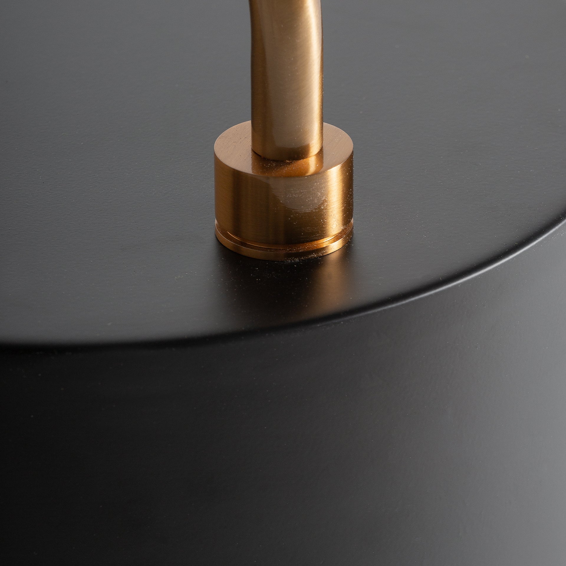 LJUSVÄRM Table Lamp