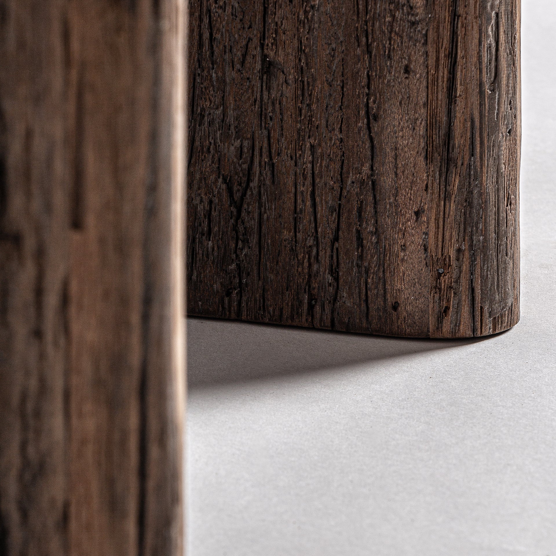 TOIGNE SIDE TABLE