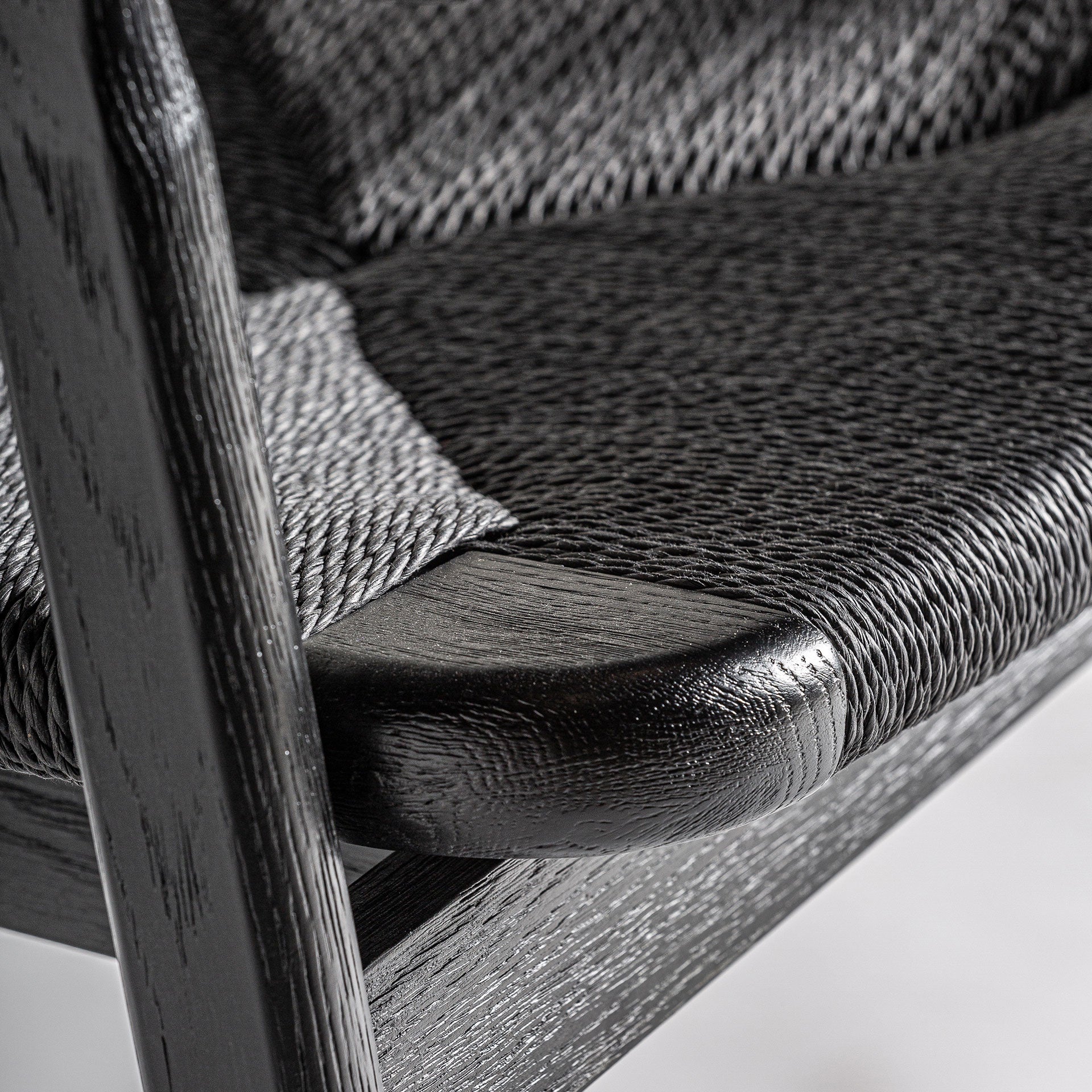 Vintage Oak Chair – Matte Black with Natural Fibre Seat