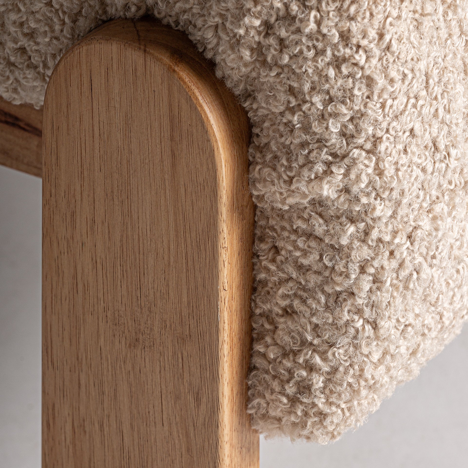 NEYPRAT ARMCHAIR