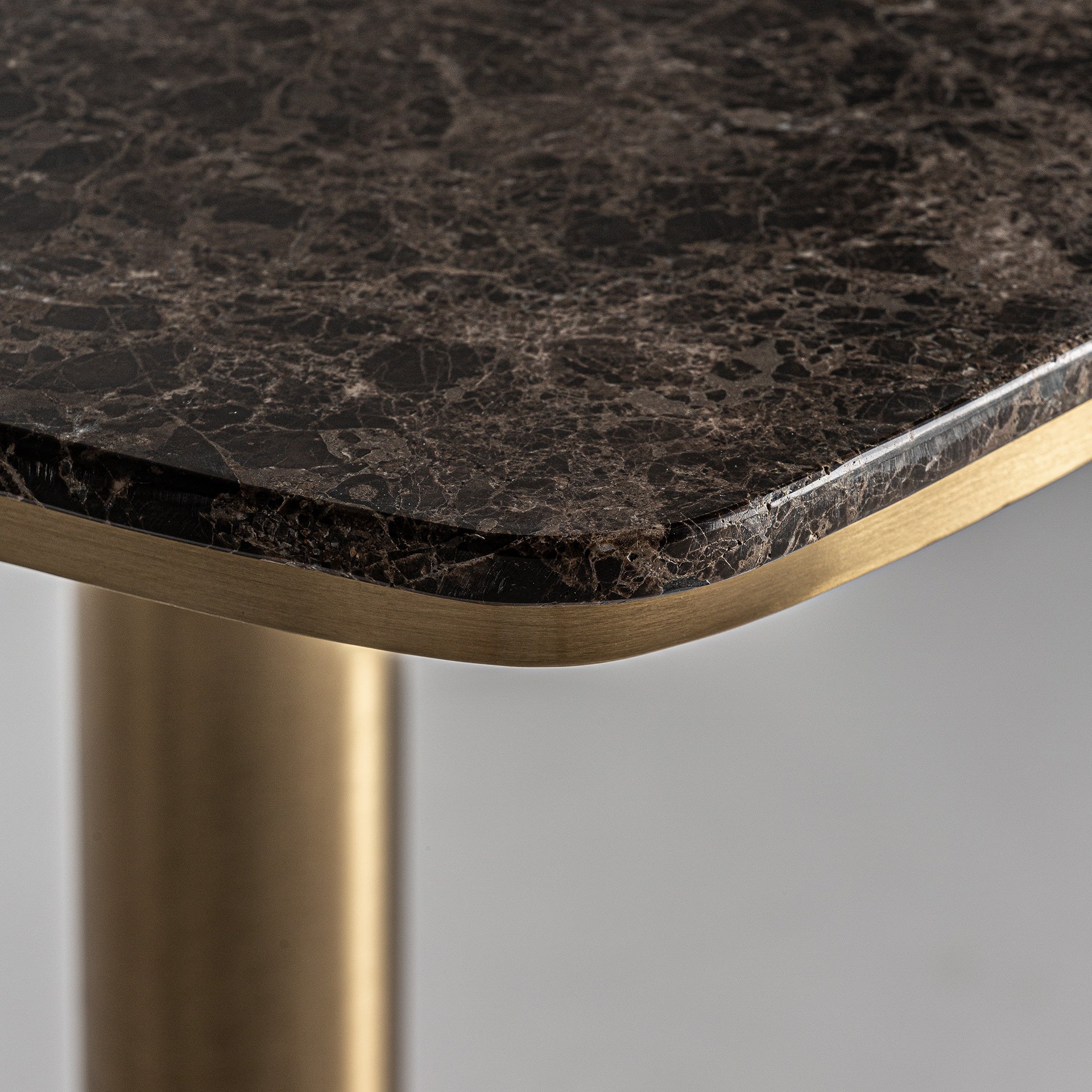 Valreas Art Deco Bar Table - Marble & Gold Steel