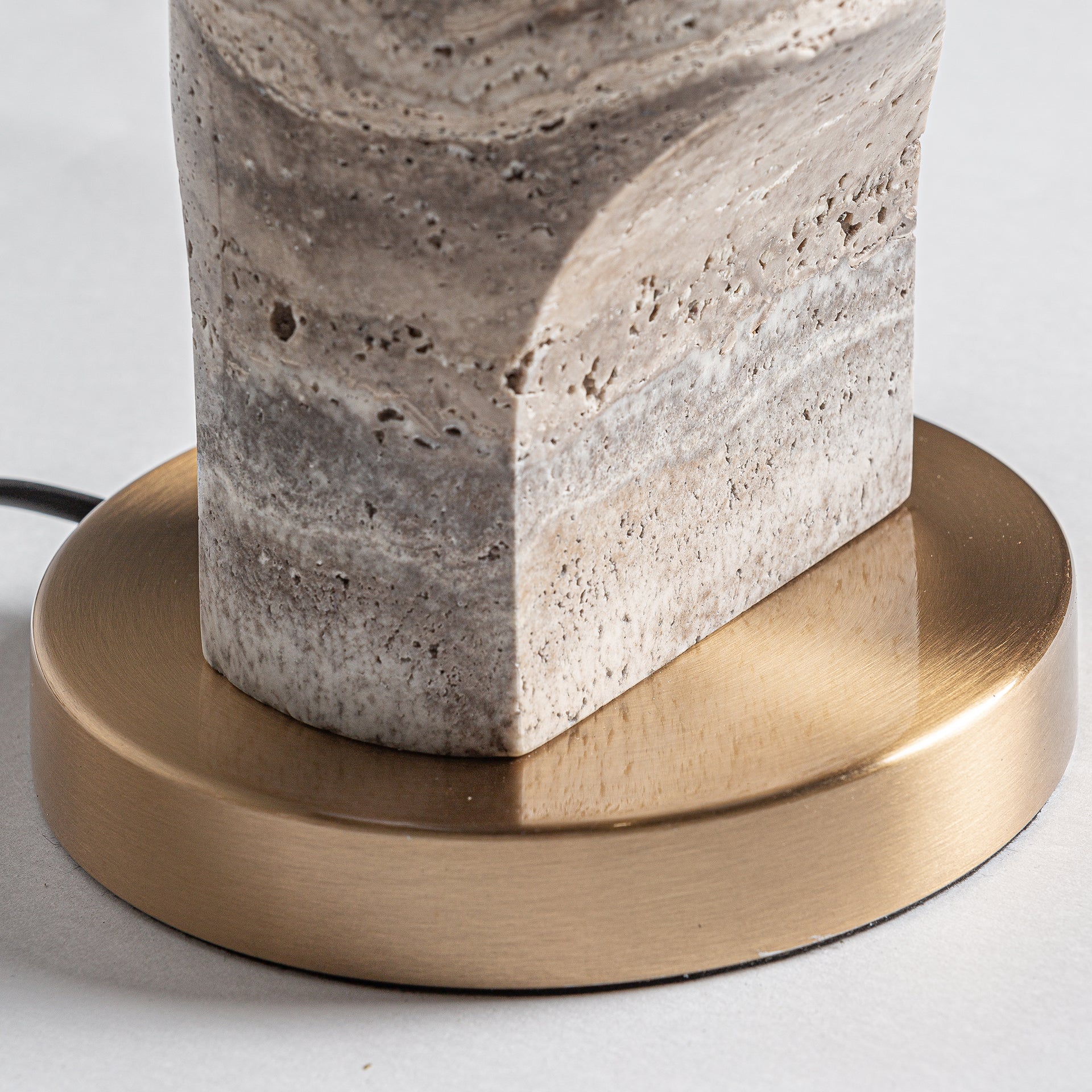 HELIOS TABLE LAMP