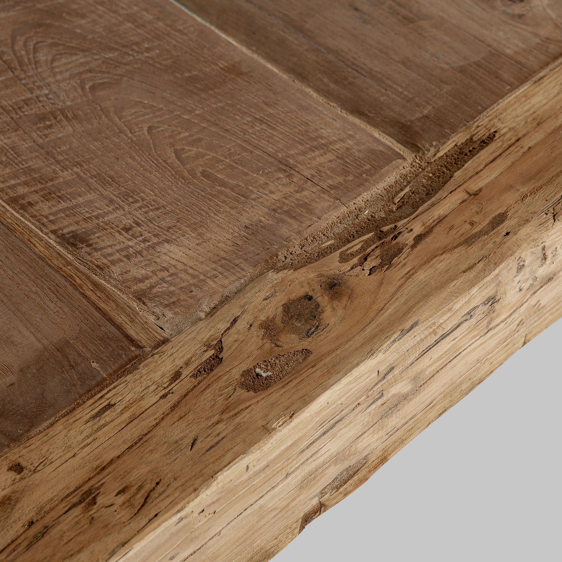 KERP COFFEE TABLE