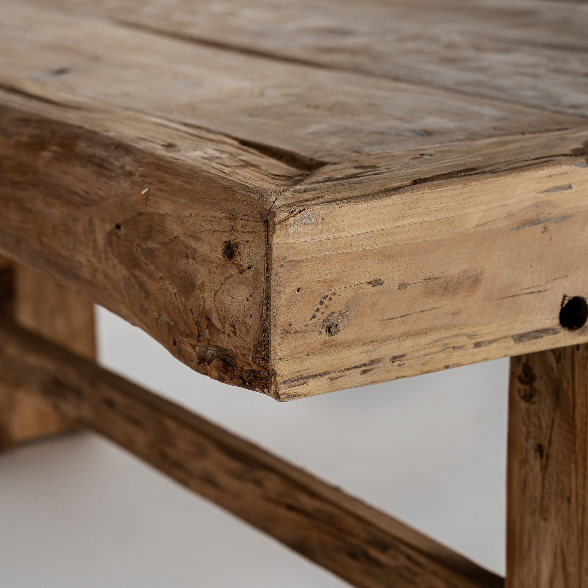 KERP COFFEE TABLE