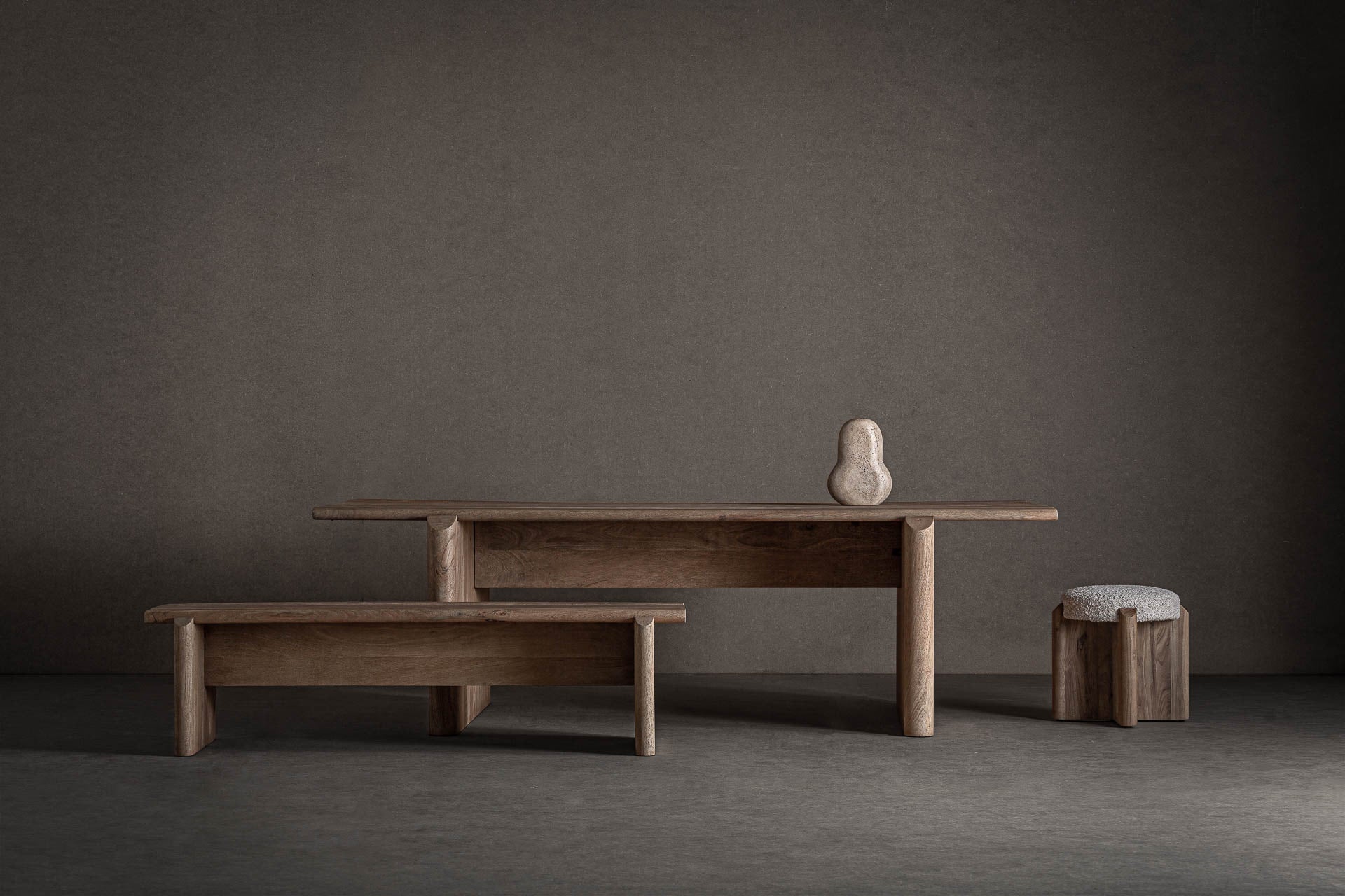 Jacquard Mango Wood Bench - Light Brown Contemporary Design