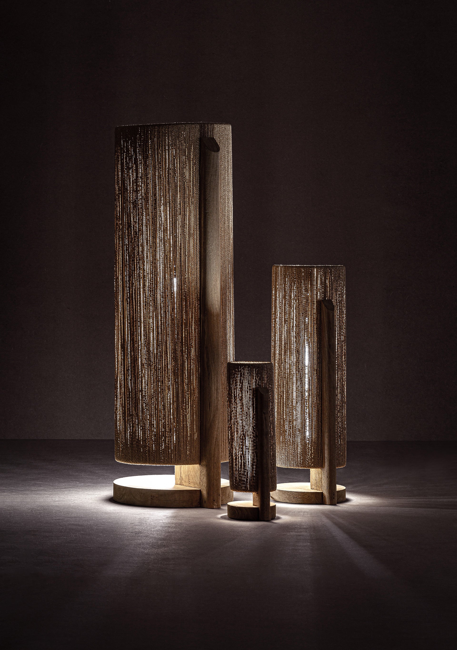 Jacquard Table Lamp - Contemporary Mango Wood & Raffia Design