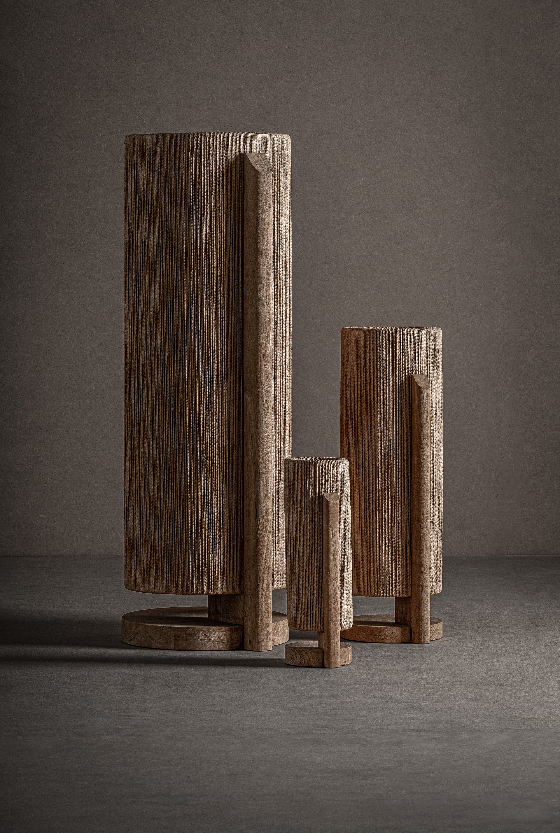 Jacquard Table Lamp - Contemporary Mango Wood & Raffia Design