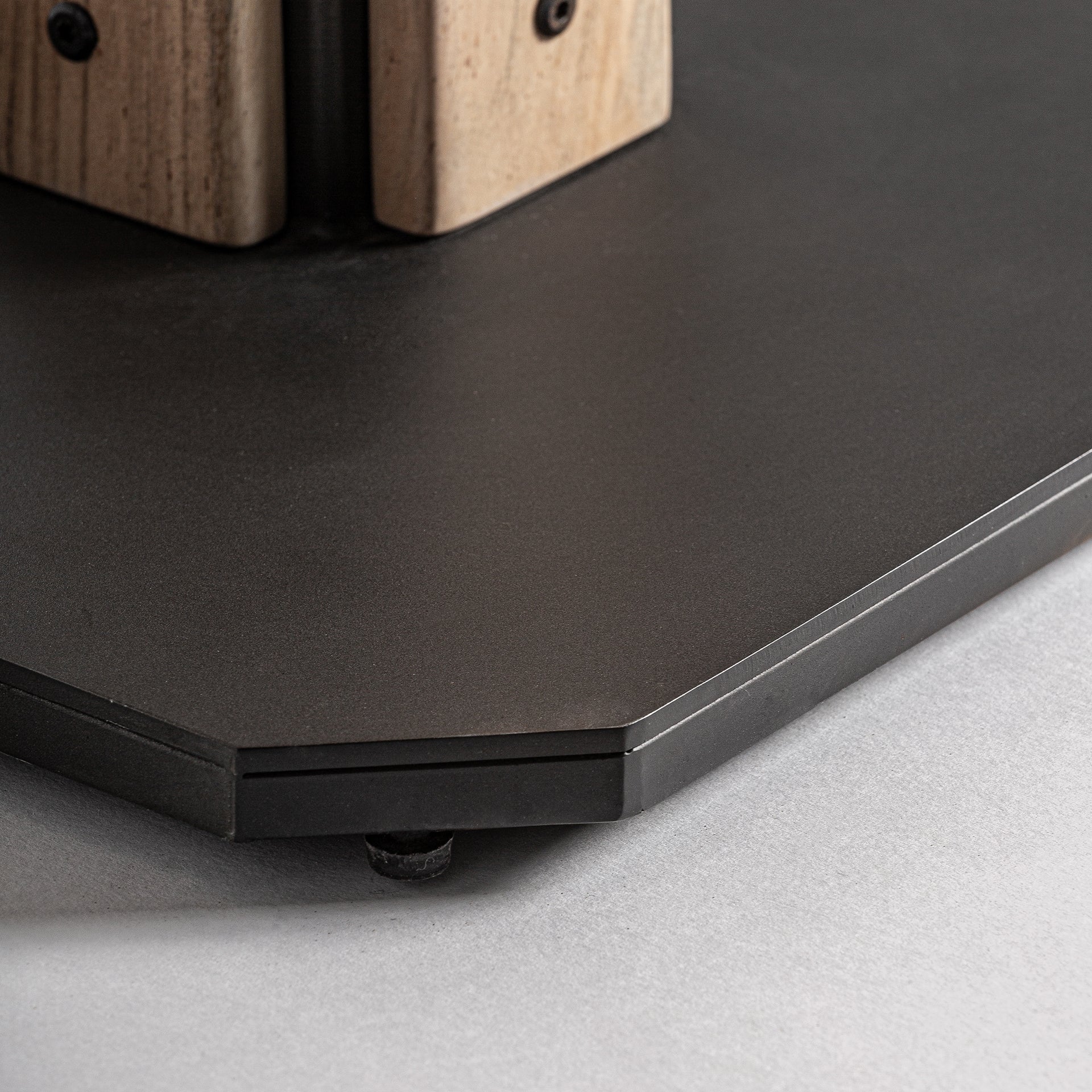RHO BAR TABLE