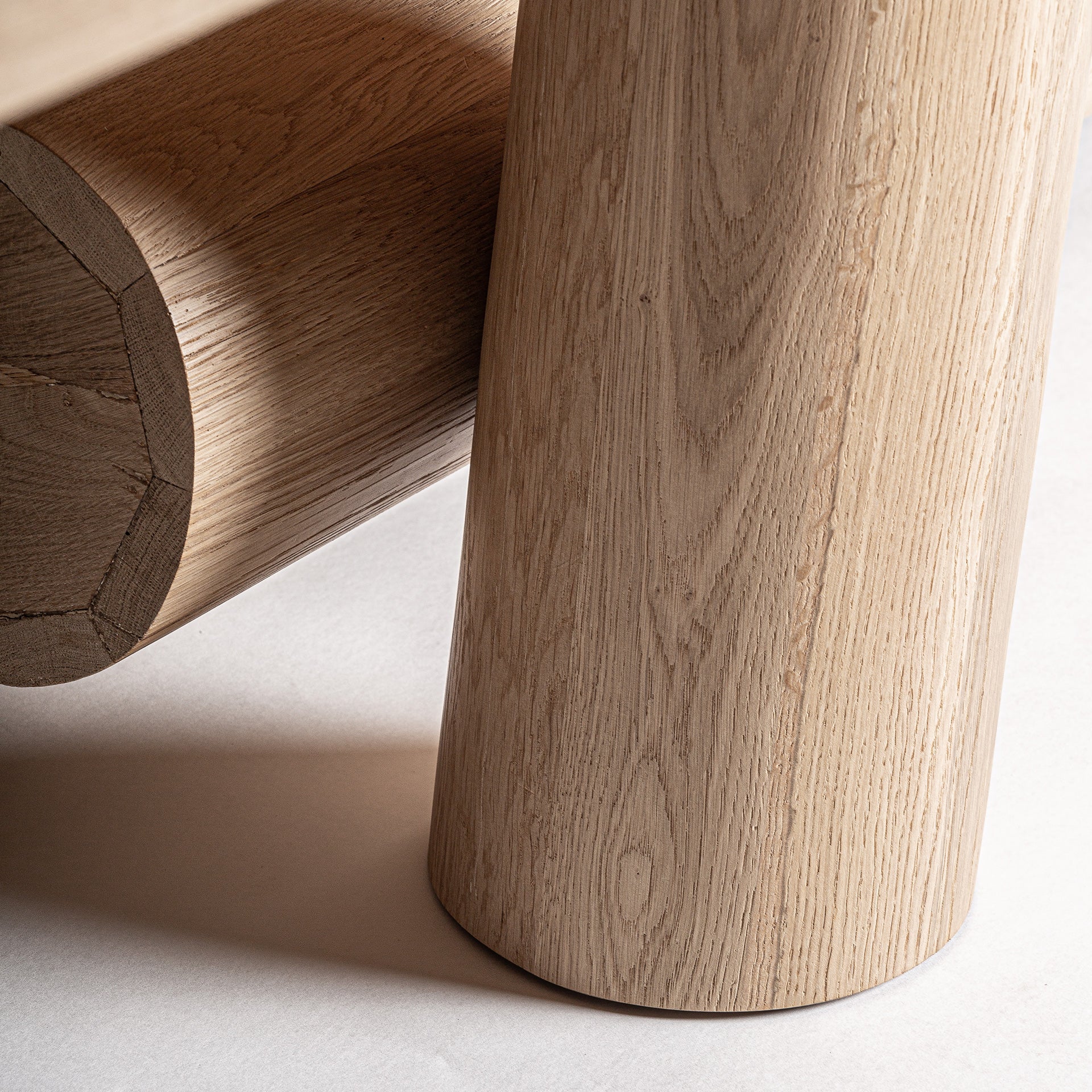 SULLY DINING TABLE