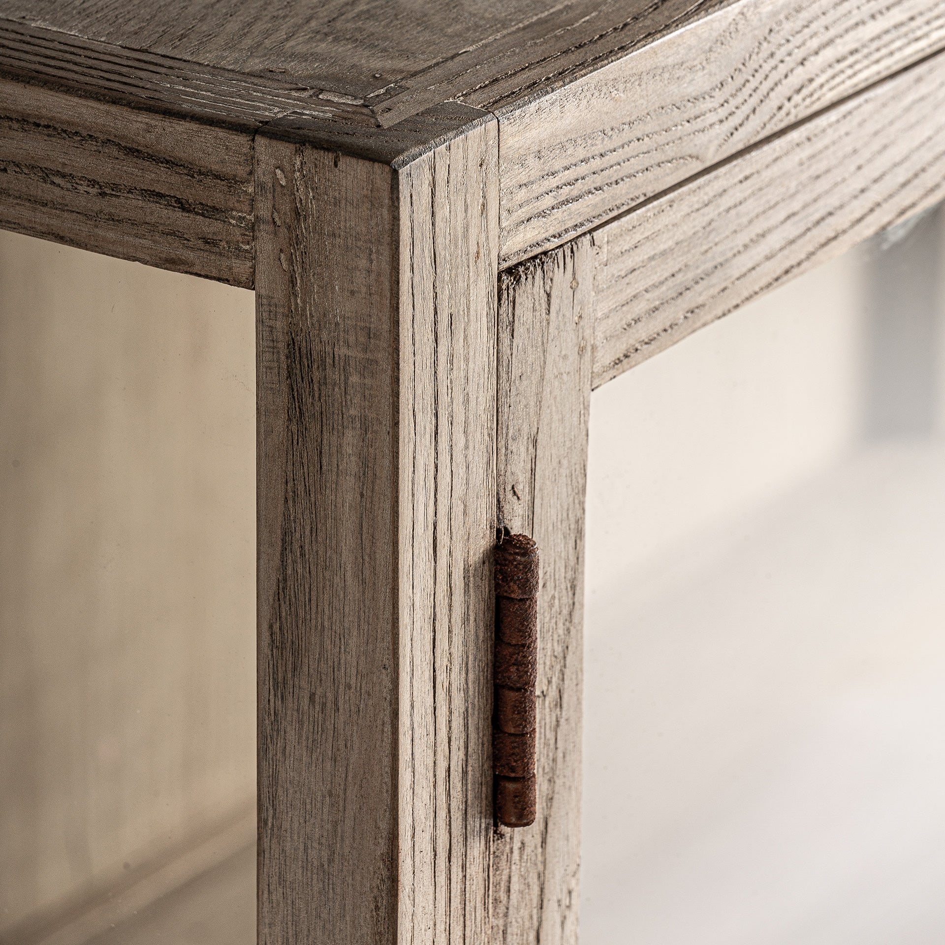 MASEIN Modular Display Cabinet - Colonial Style Elm Wood