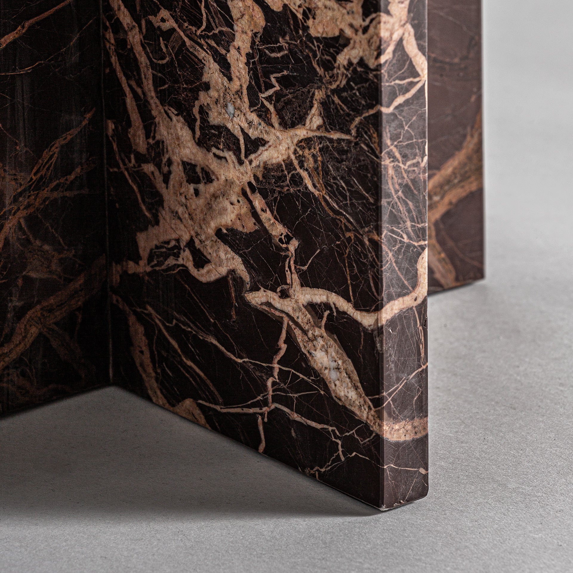 RUSKEALA SIDE TABLE