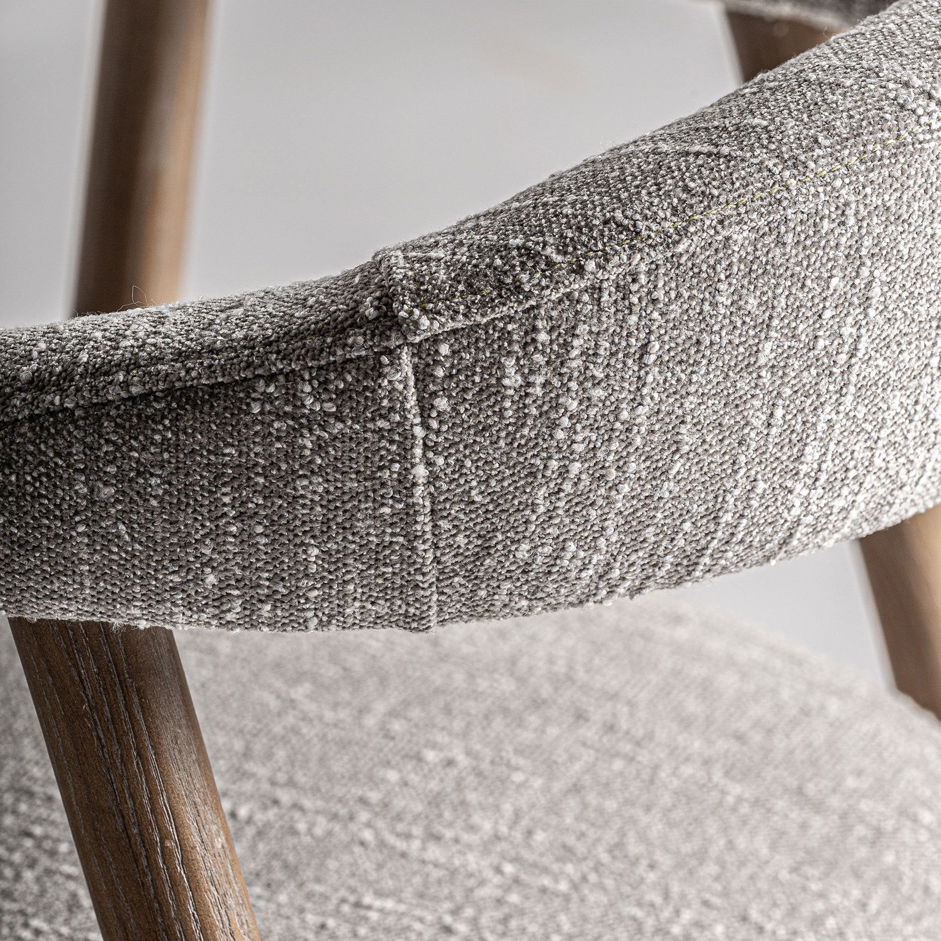 DAVREY CHAIR