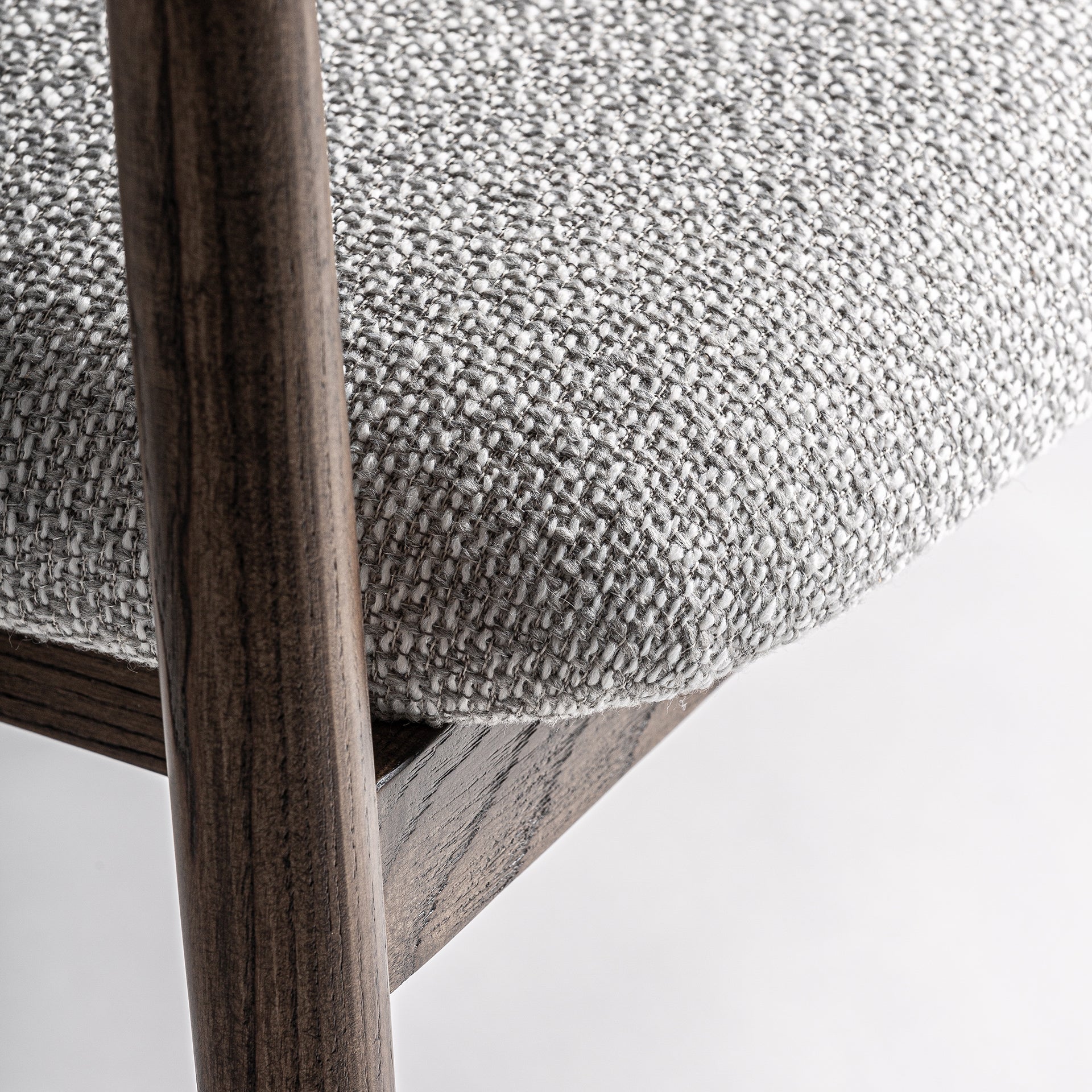 TERNAT CHAIR