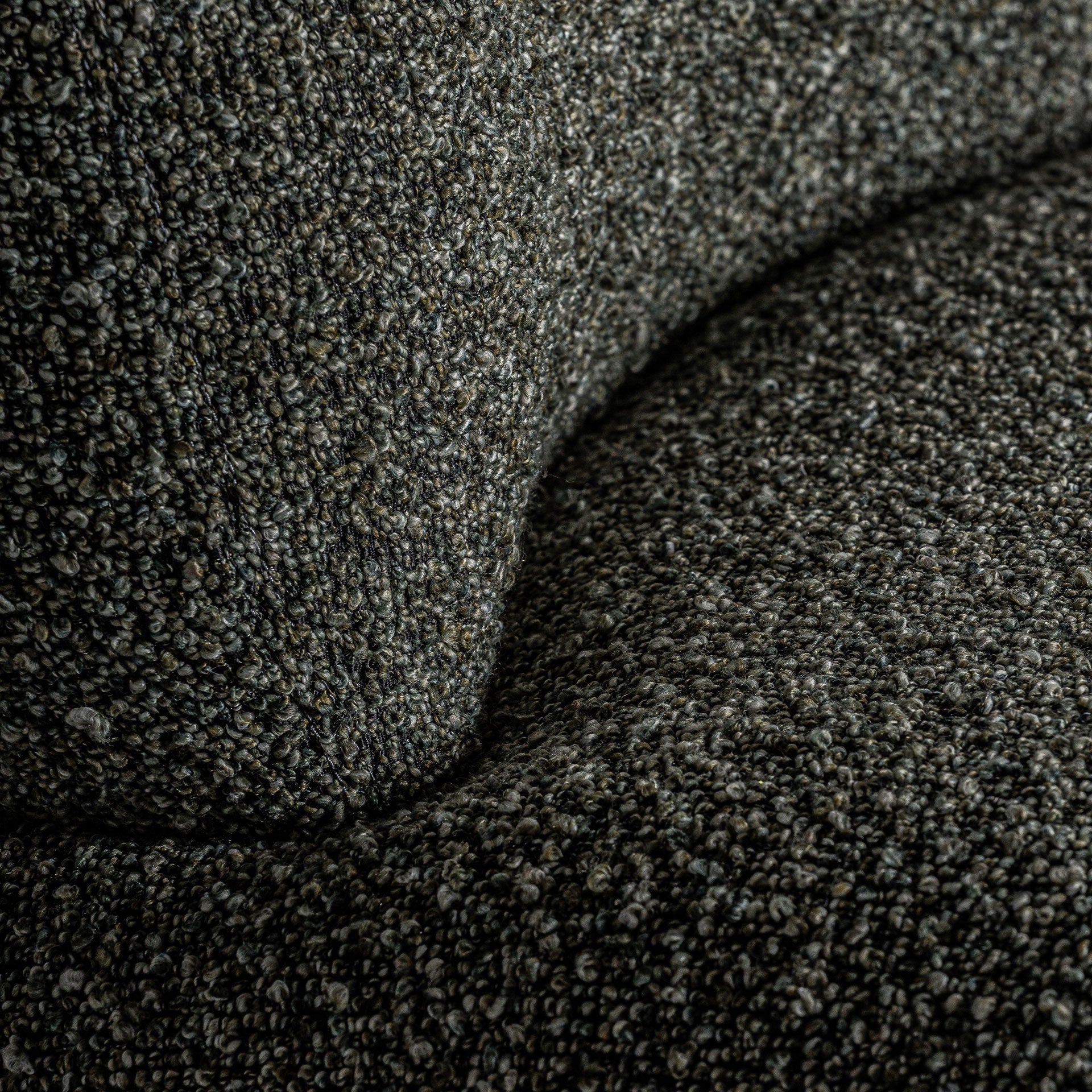 KEN ARMCHAIR