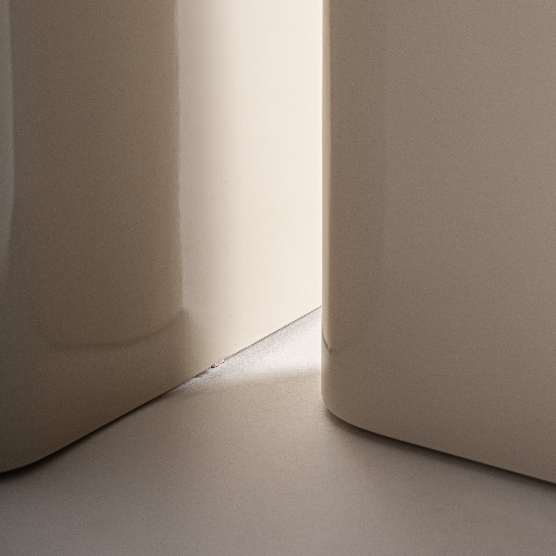 SUHI Art Deco Side Table - Off White MDF