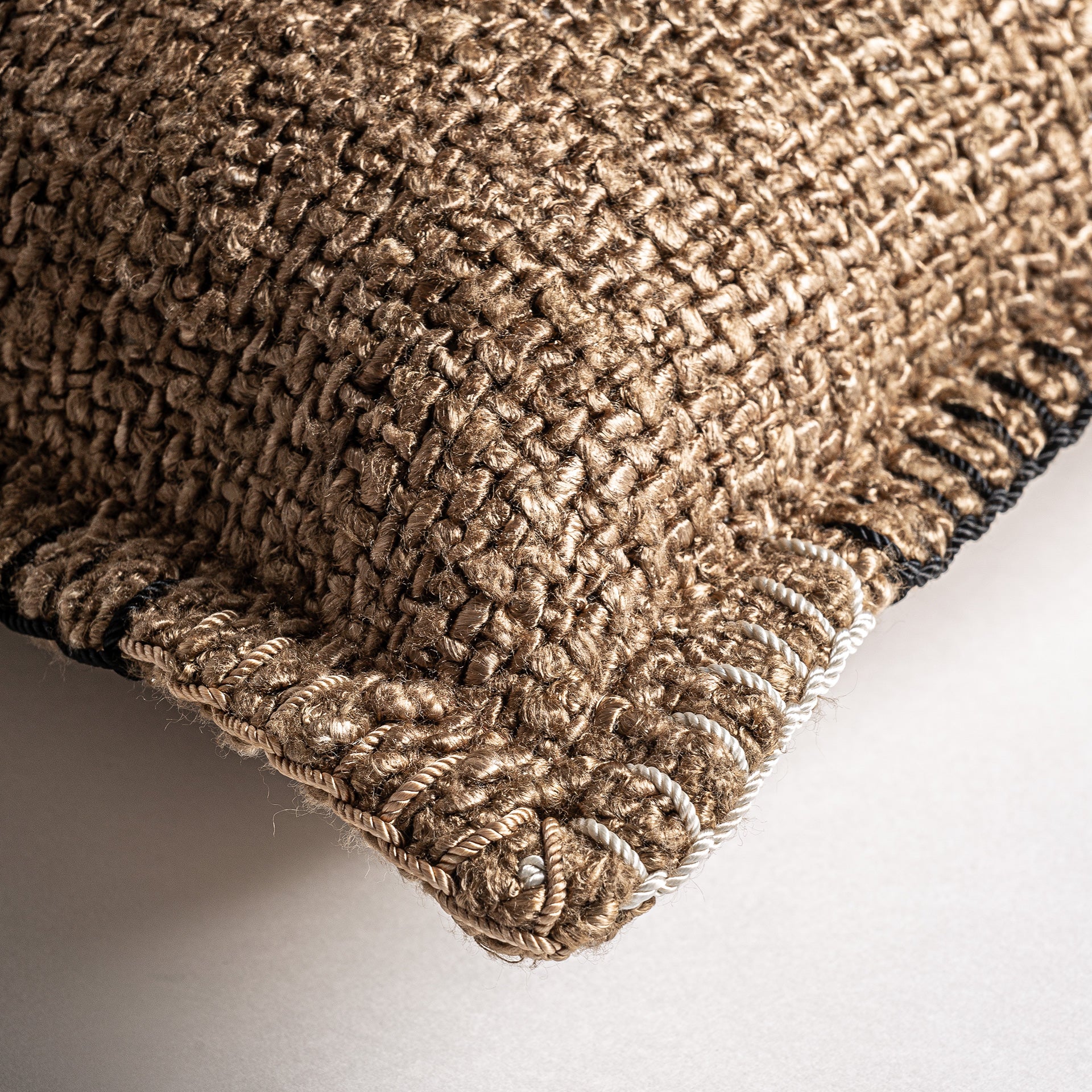 AZIEL CUSHION