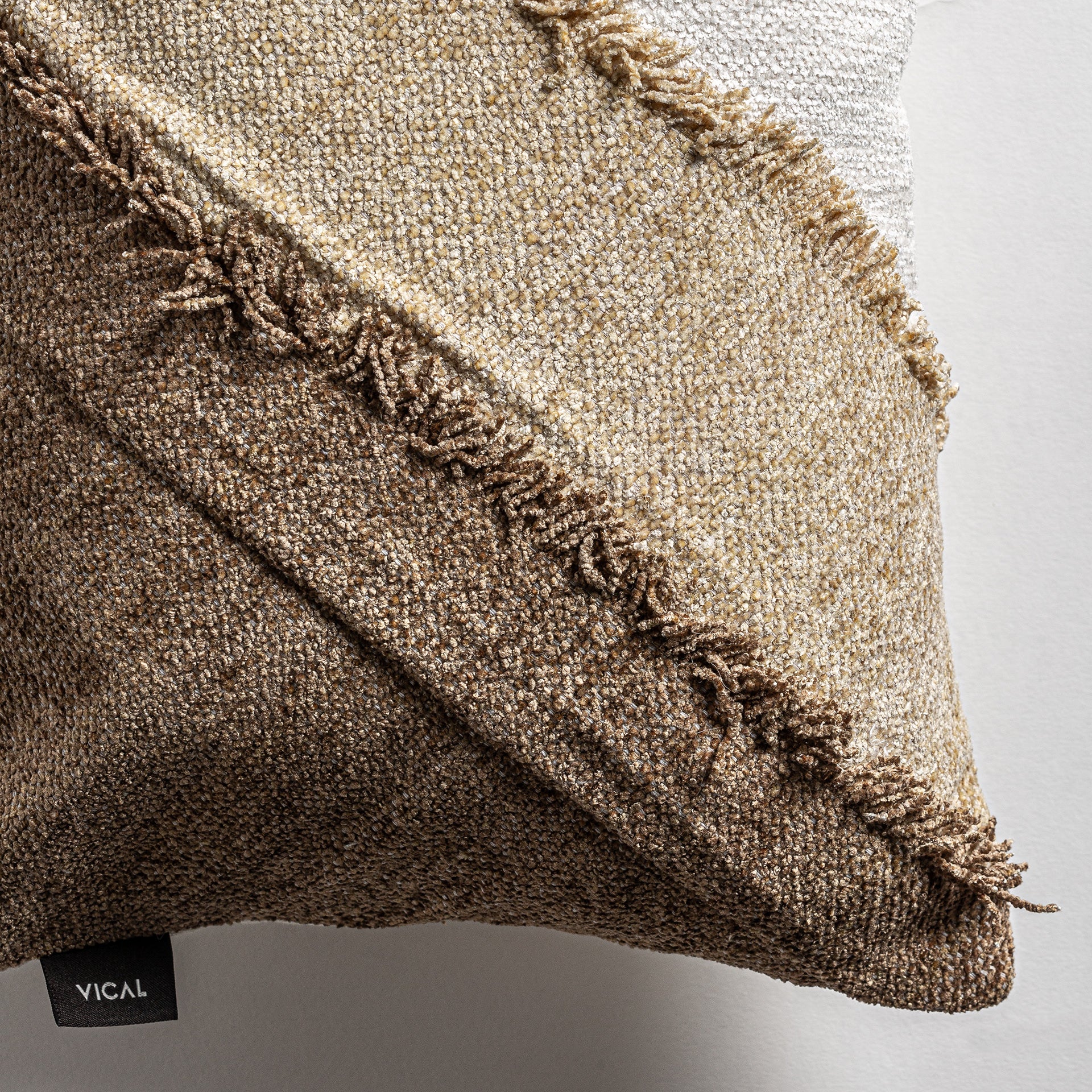 EUKEN CUSHION