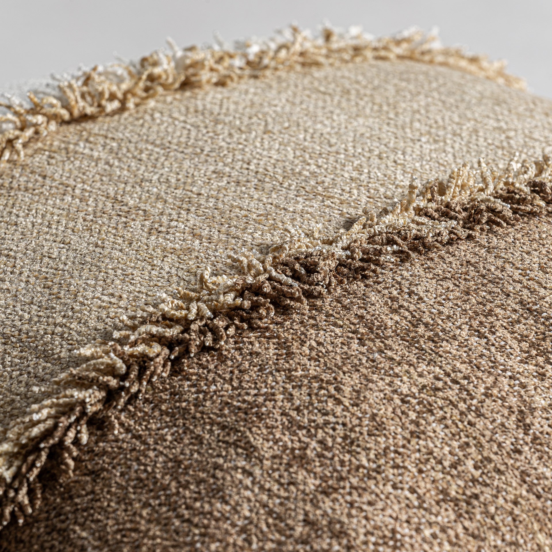 ESSIEN CUSHION