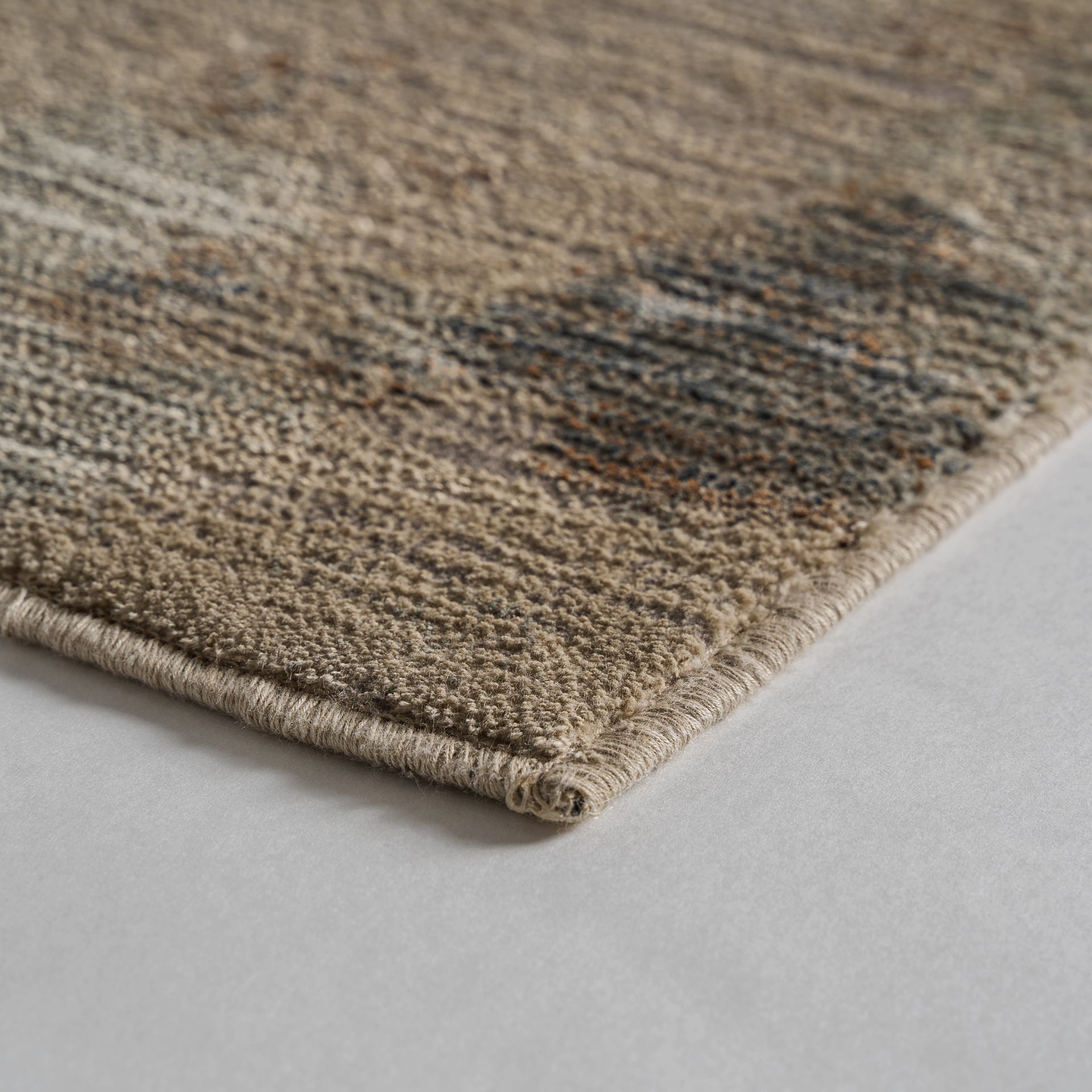 Martina Classic Brown Polyester Carpet