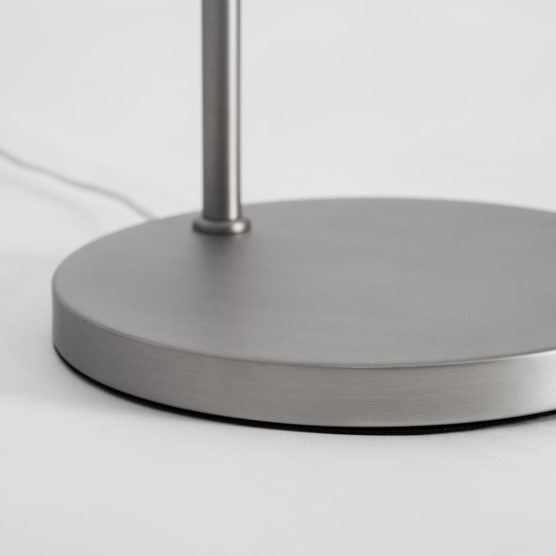 Jehna Contemporary Silver Steel Floor Lamp