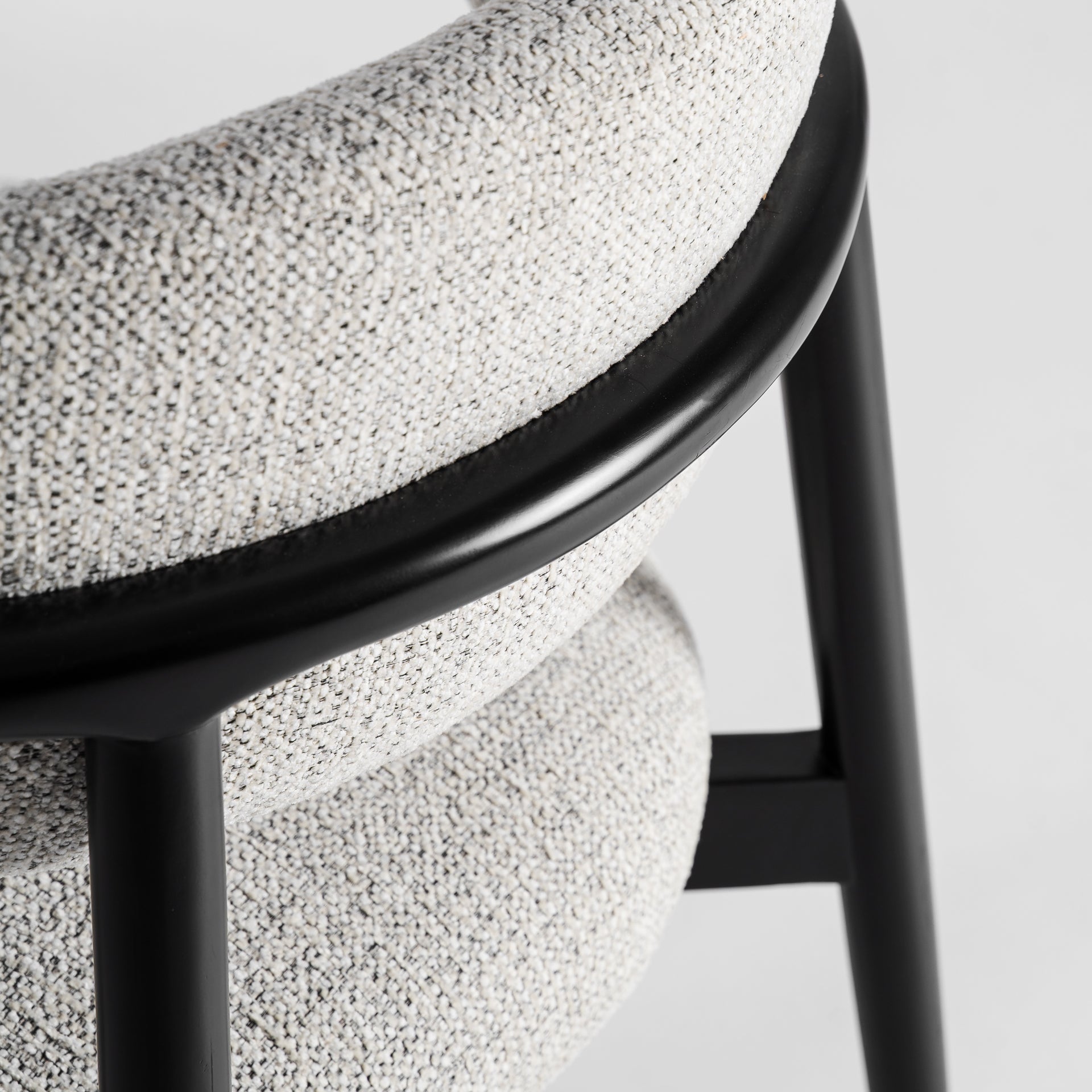 ZELL CHAIR