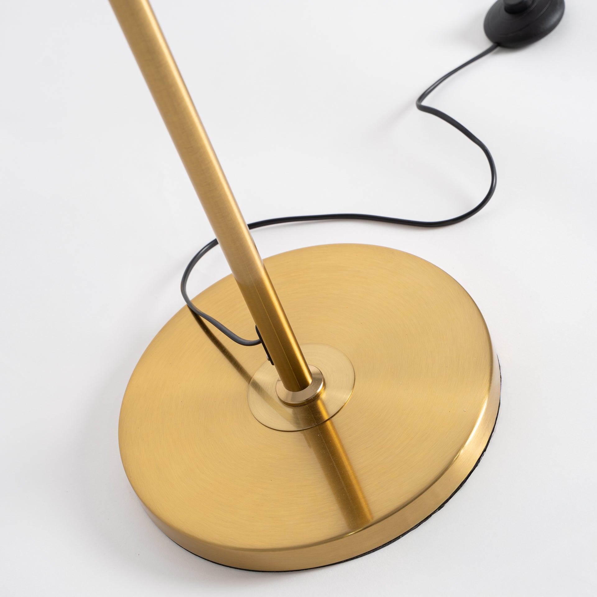 RÖDA Crystal Floor Lamp