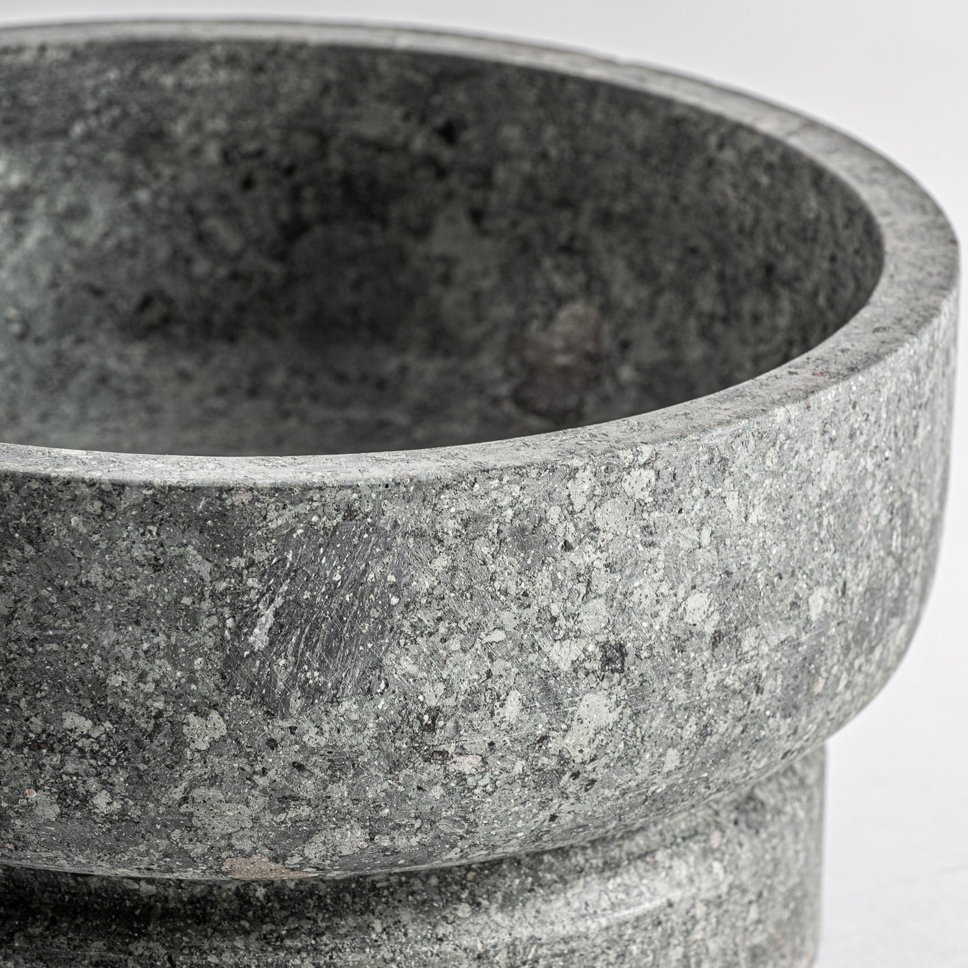 BASU Grey Marble Centerpiece