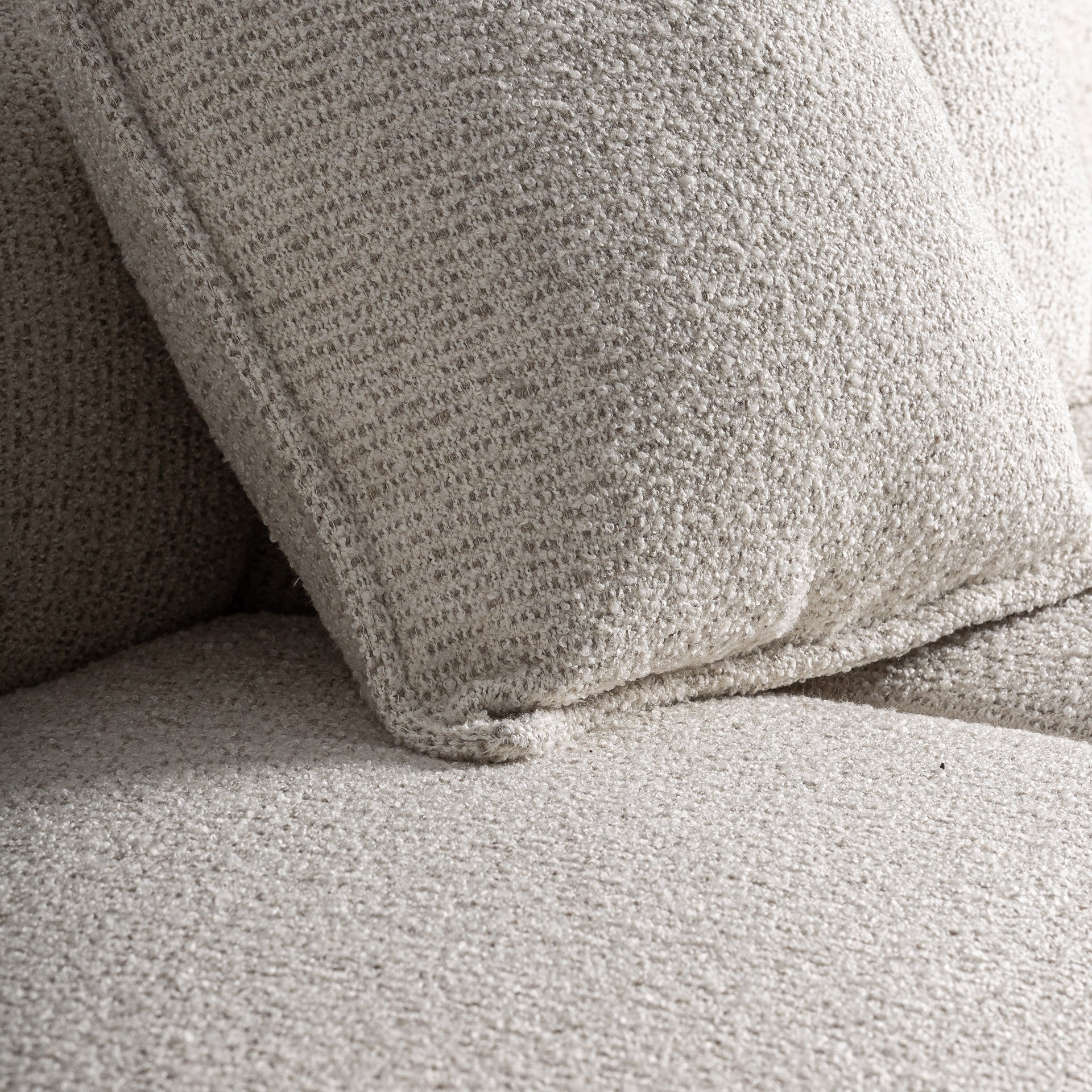 WENDEN SOFA