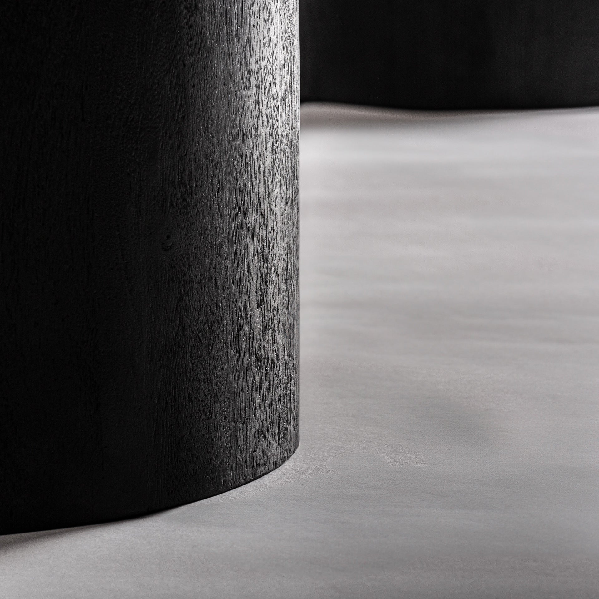 Knaith Mango Wood Dining Table - Contemporary Brown & Acacia