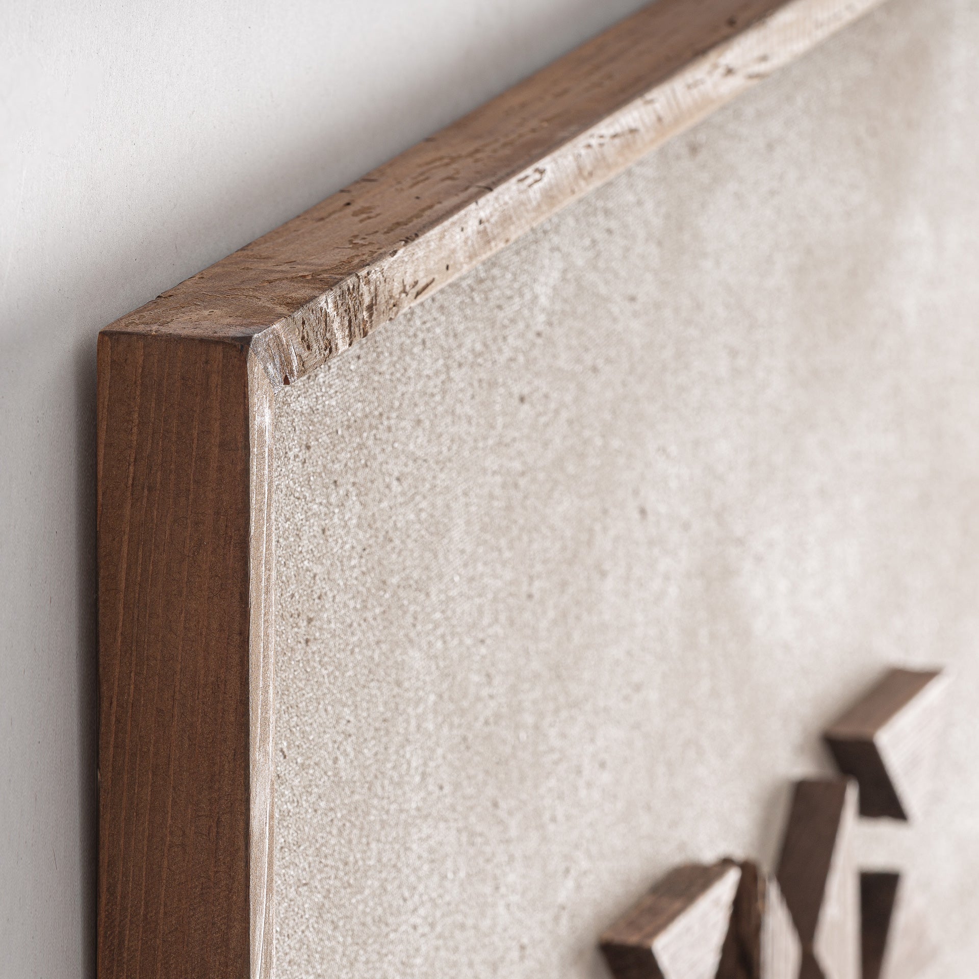 AKRIN WALL ART