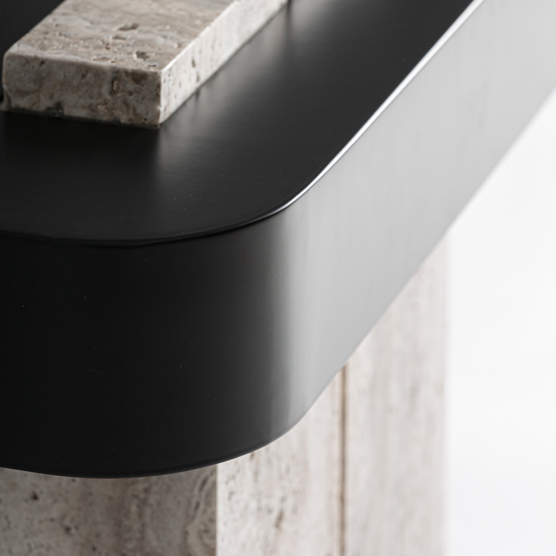 KIRA TABLE LAMP