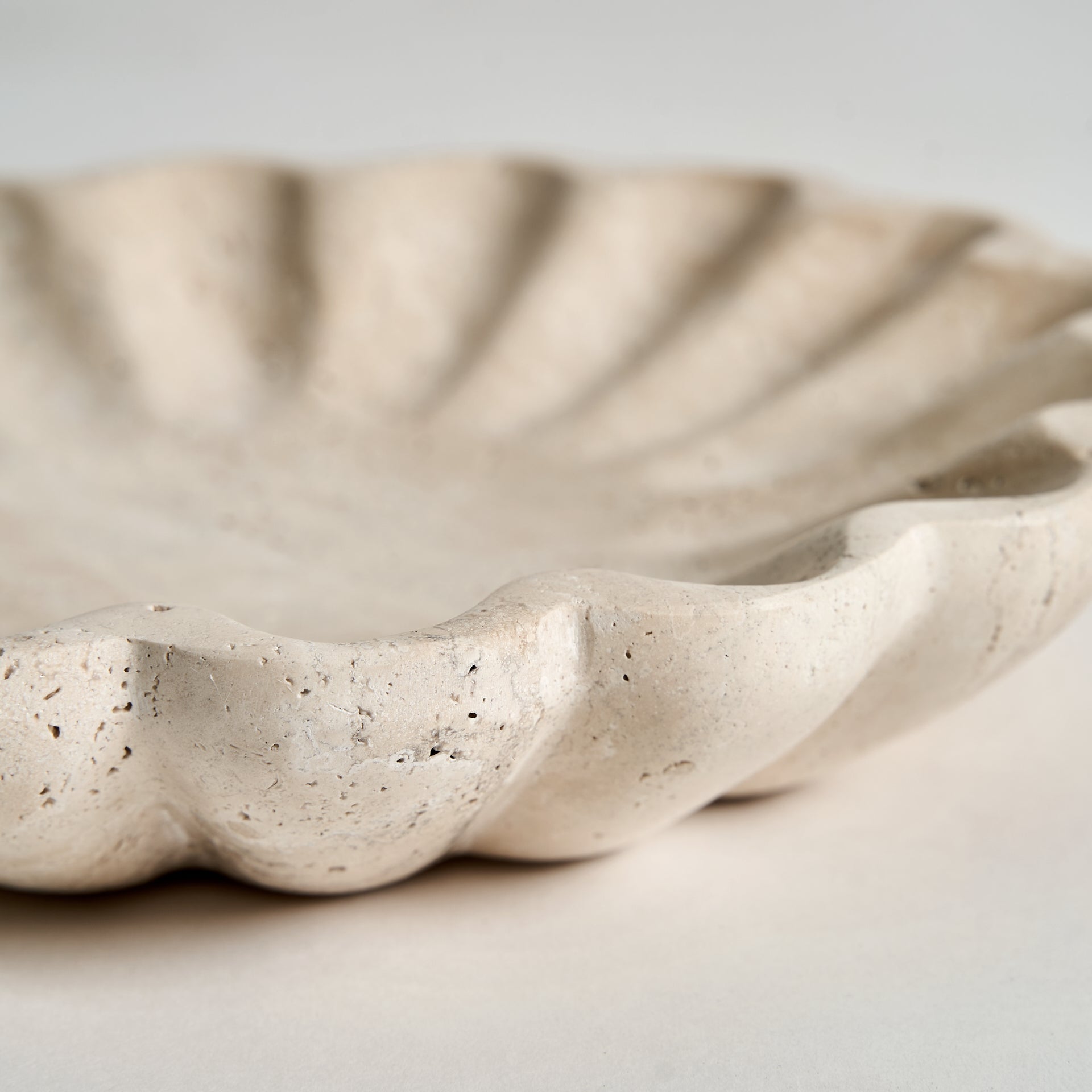 MOTRUS CENTERPIECE