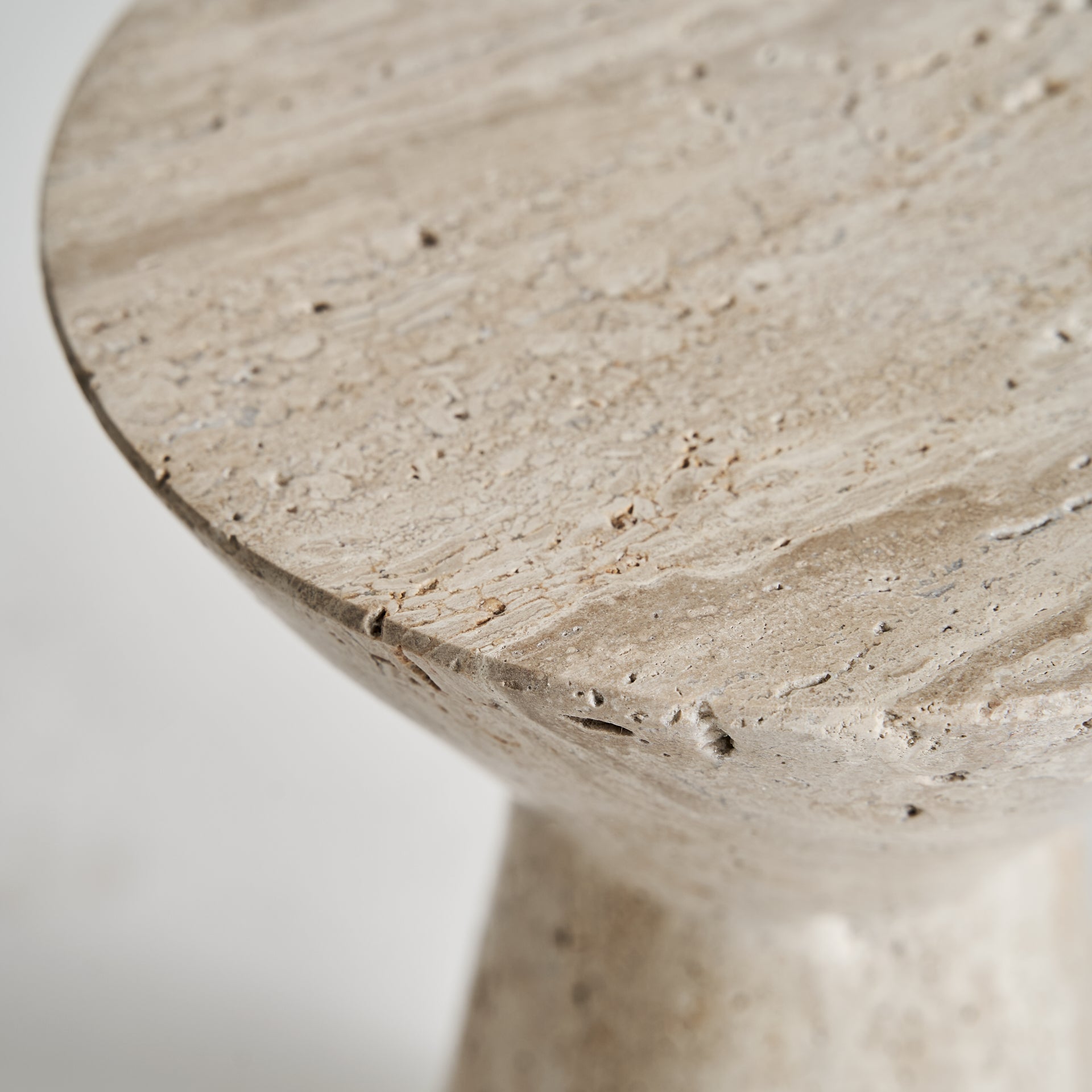 MOTRUS SIDE TABLE