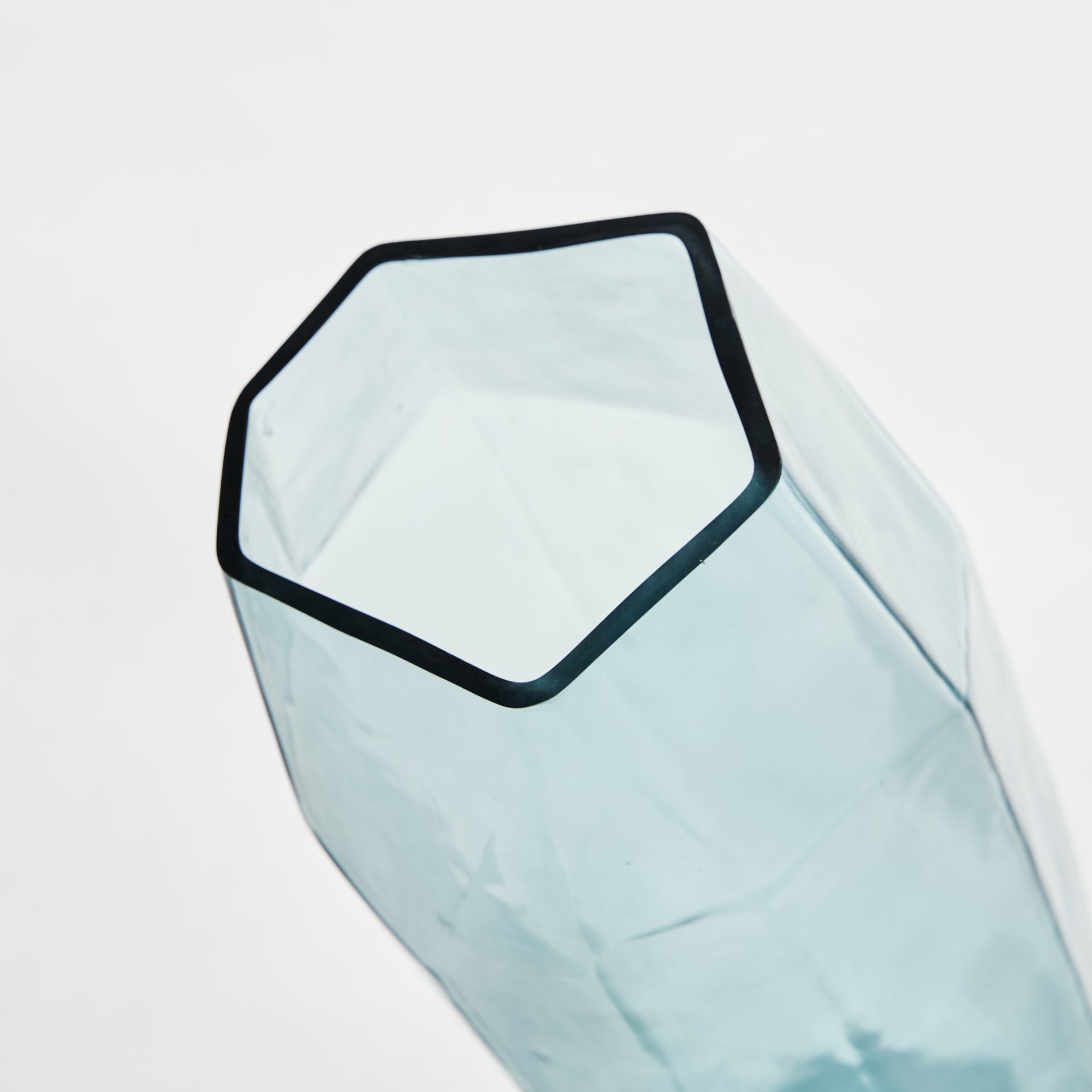 IZSAK VASE