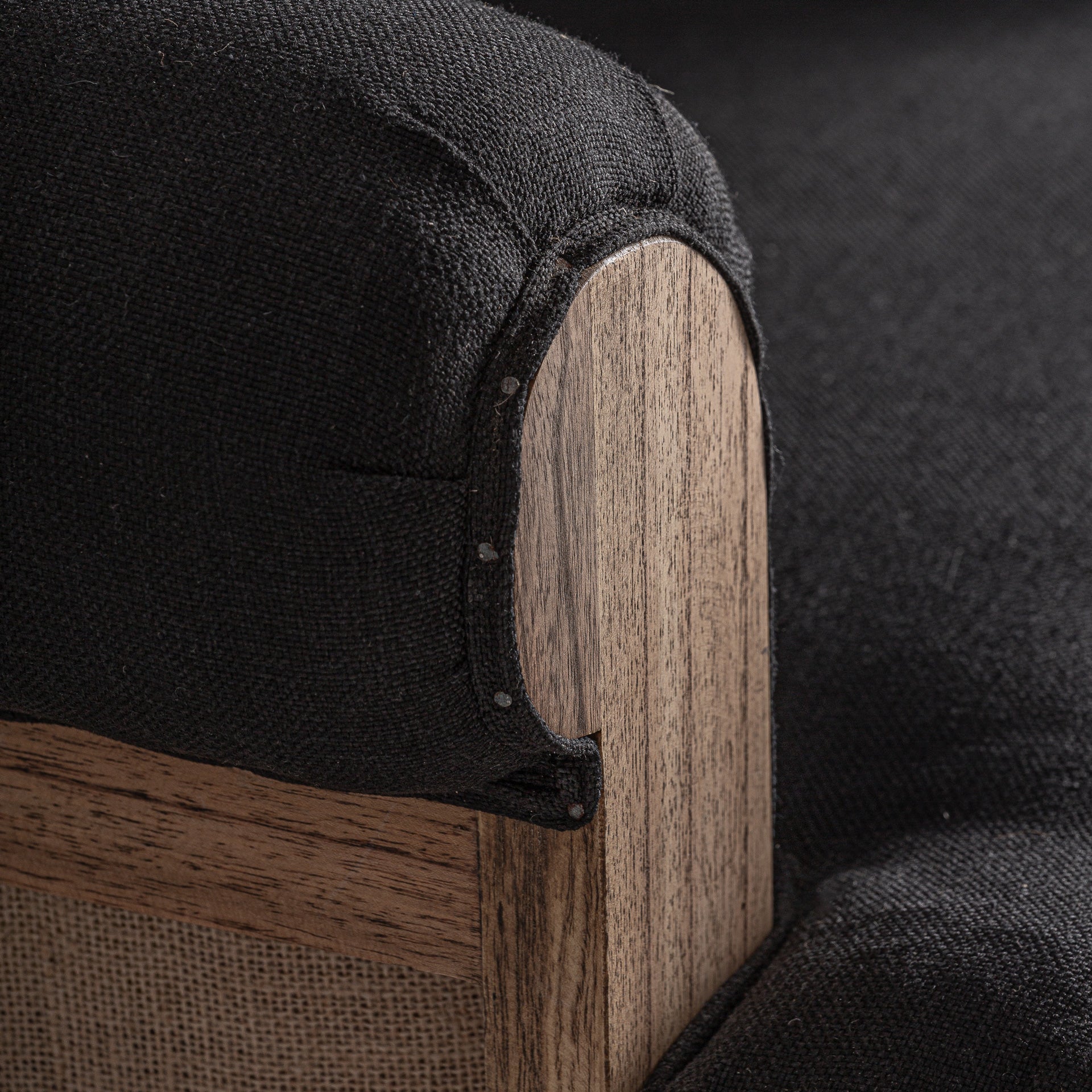 ARBAZ ARMCHAIR