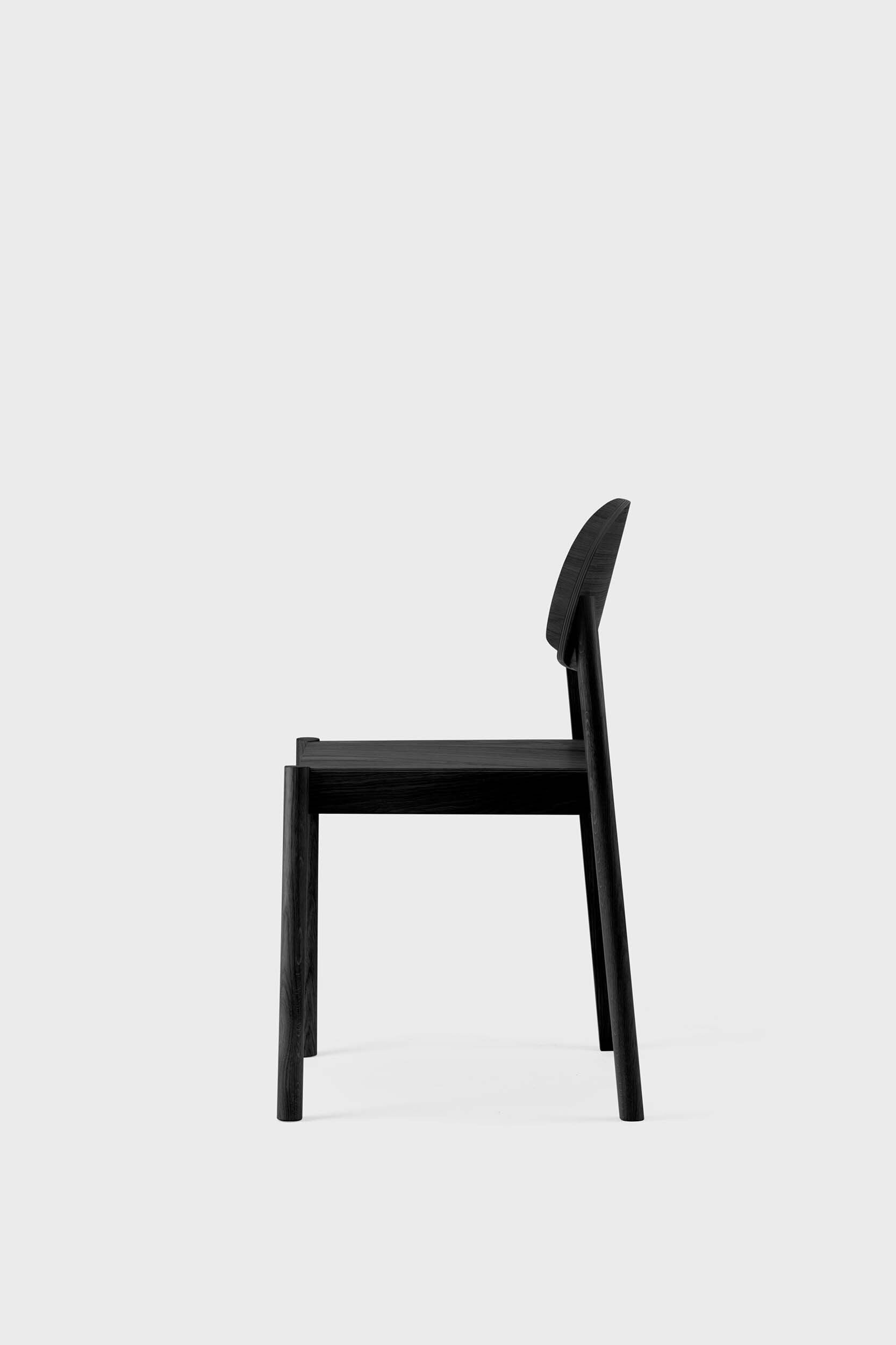 Citizen Black Dining Chair in Oak