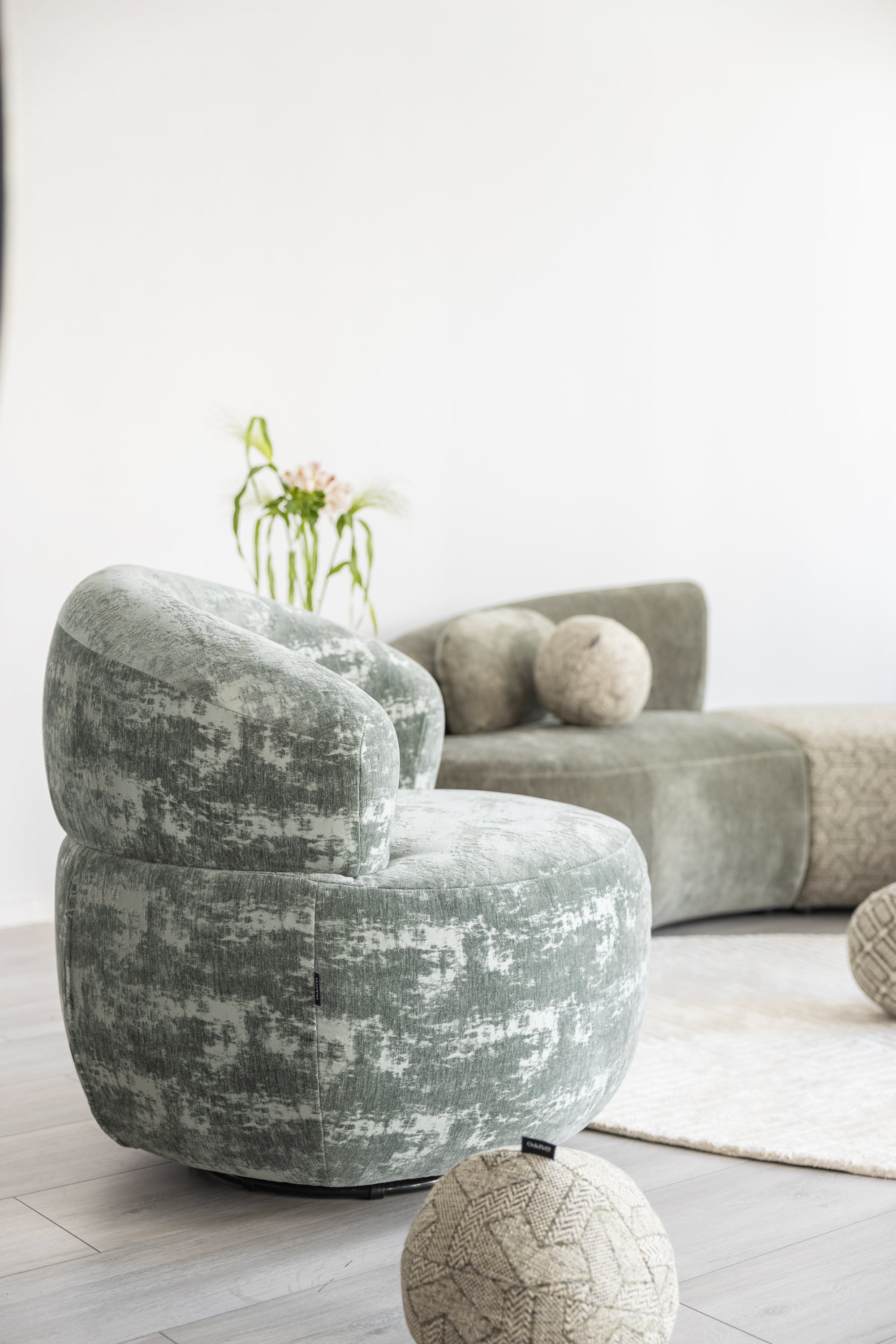 SkandiShop Giro Sofa Chair