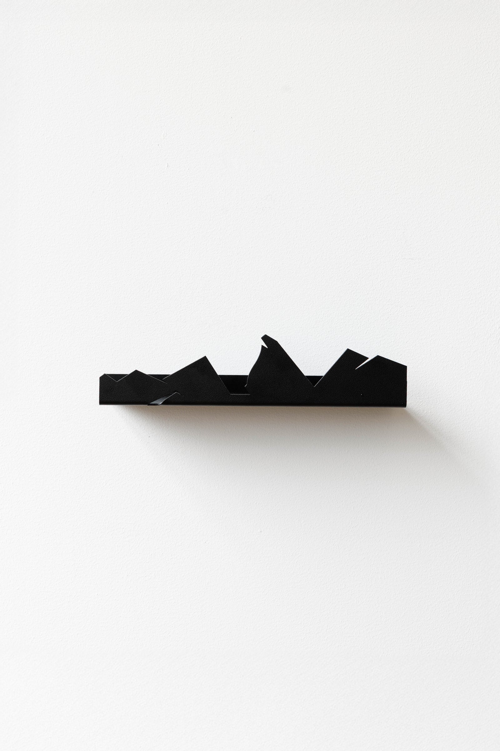 NVMD Mountains Shelf