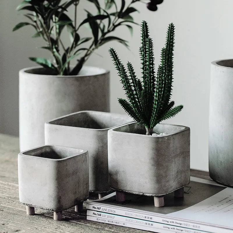 Stubbe Square Pot