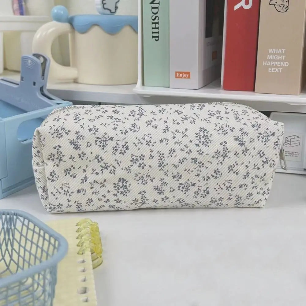 Bloom Buddy Floral Pen Organizer
