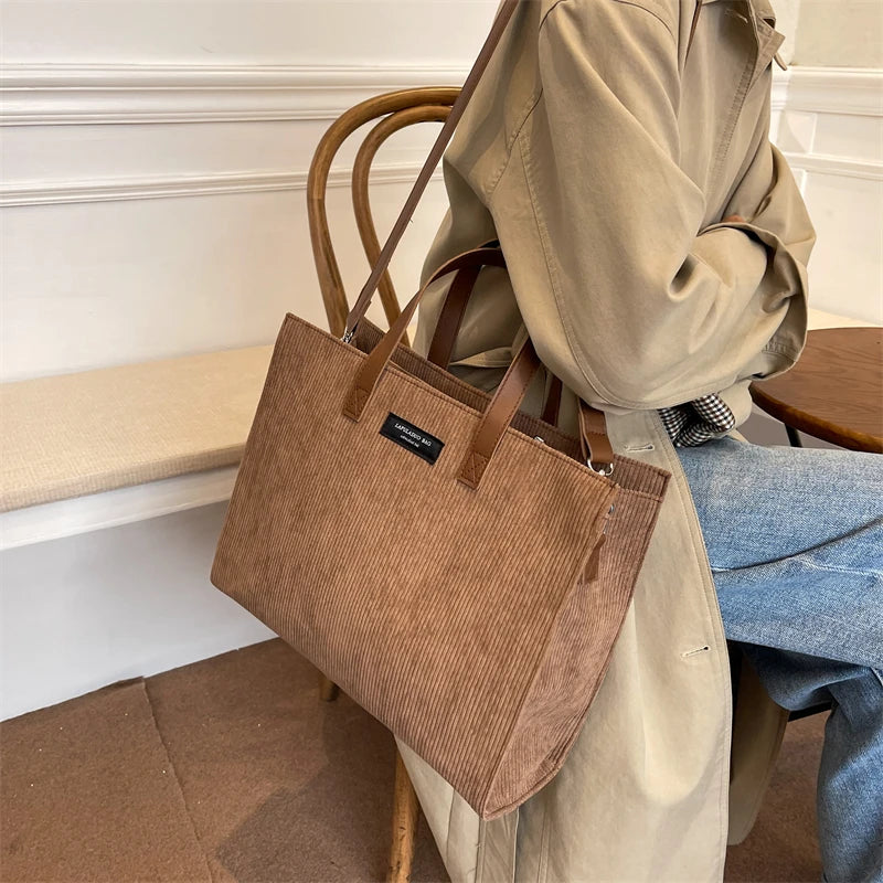 LEFTSIDE Vintage Shopper Tote Bag