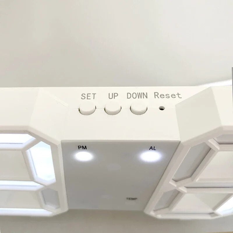 SkandiShop LED Digital Clocks