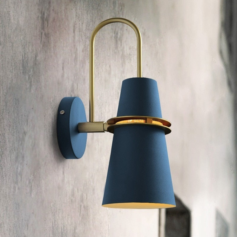SkandiShop Modern Wall Lamp Nordic LED Horn Interior Wall Light