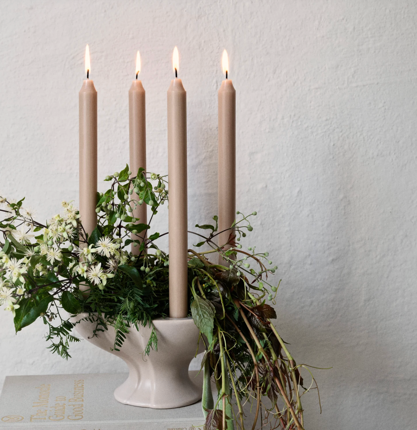 Leda Candle Holder