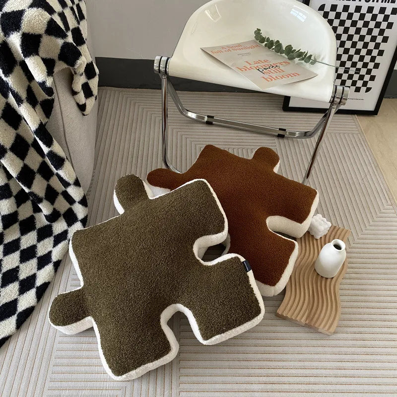 SkandiShop Puzzle Pillow